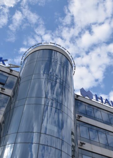 Од бесплатни услуги до премиум привилегии, сè во една банка