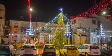 Крива Паланка осветлена со декорации: „Новогодишната бајка може да почне“
