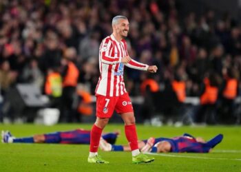 Чоло Симеоне џентлмен, Антоан Гризман провокатор