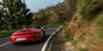 Емотивно привлечен звучен пејзаж кој значително се засилува кога покривот е спуштен: Премиера на новиот 911 GT3 S/C