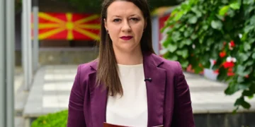 (Видео) Младеновска: Платформата „Твоја држава, твоја шанса“ нуди нов пристап, економијата да работи за луѓето, а не само за малкумина привилегирани